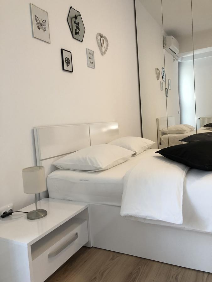 Studio Confort 3 Букурещ Екстериор снимка